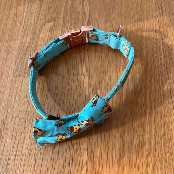 Adorable dog collar and bow tie! - Picture 2 of 9